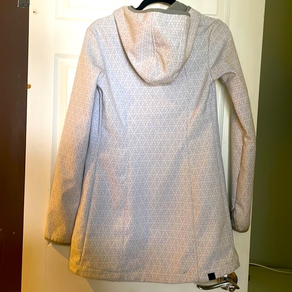 BENCH JACKET - Picture 2 of 6